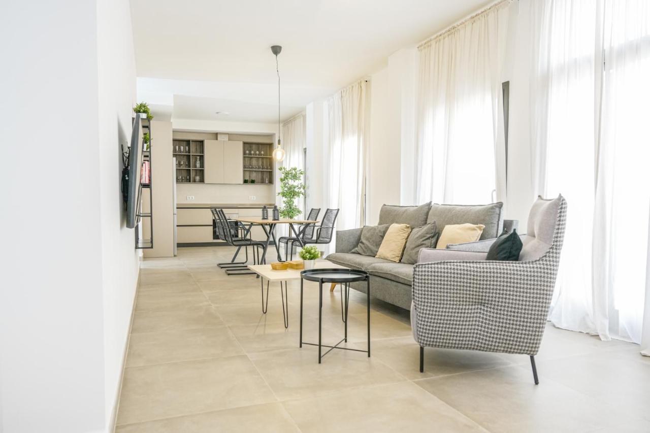 Moott Homes Suites Casa De Los Leones Apto 1 Almeria Exterior photo