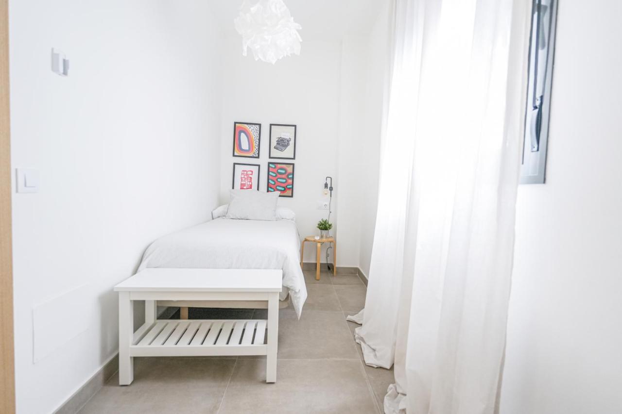 Moott Homes Suites Casa De Los Leones Apto 1 Almeria Exterior photo