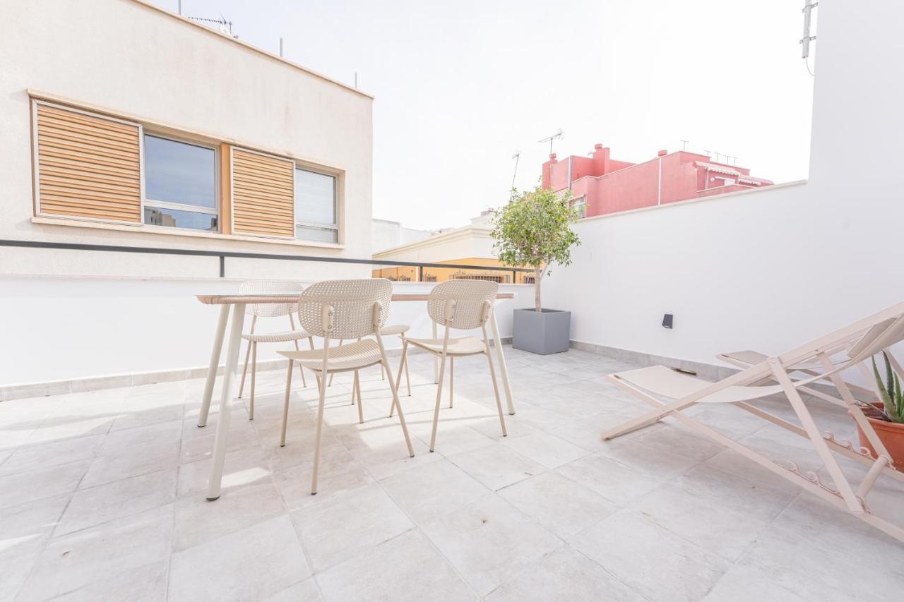 Moott Homes Suites Casa De Los Leones Apto 1 Almeria Exterior photo