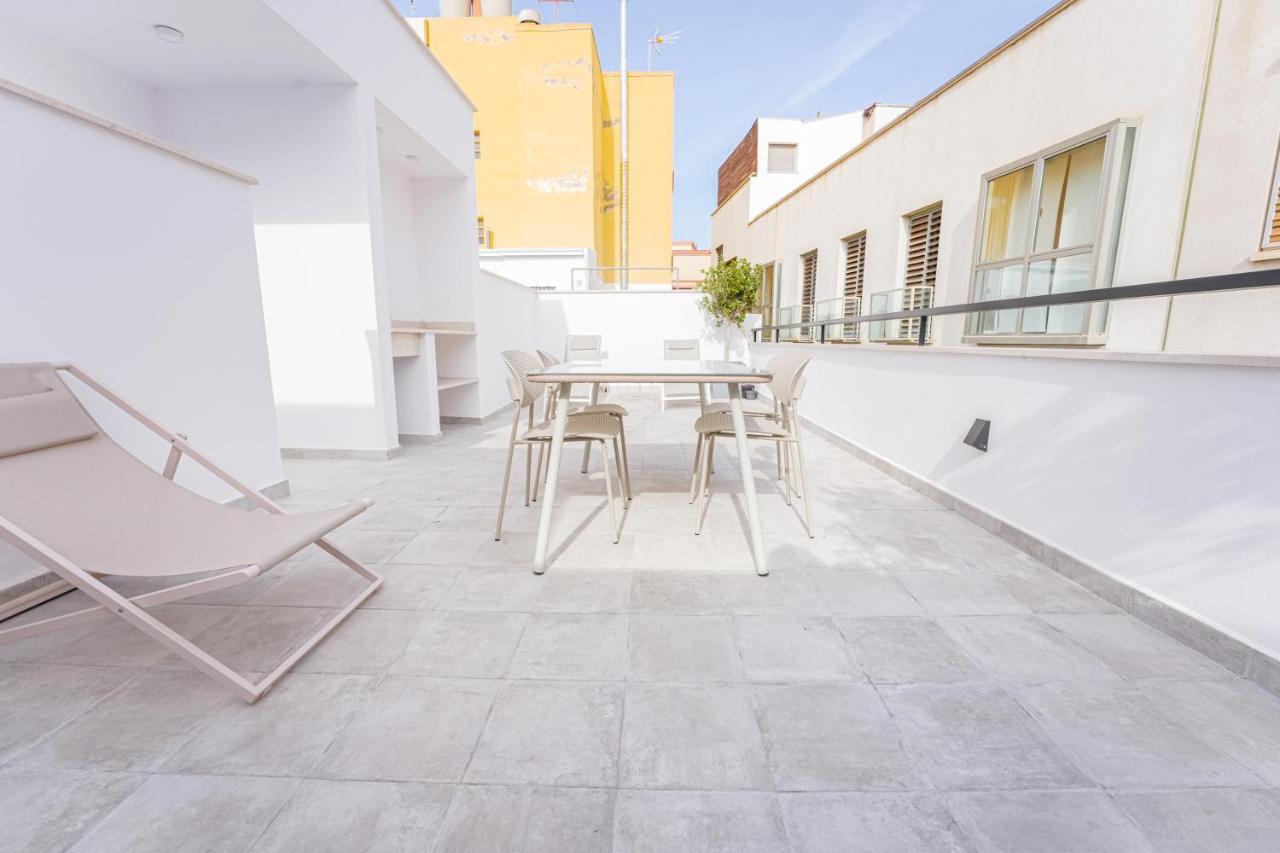 Moott Homes Suites Casa De Los Leones Apto 1 Almeria Exterior photo